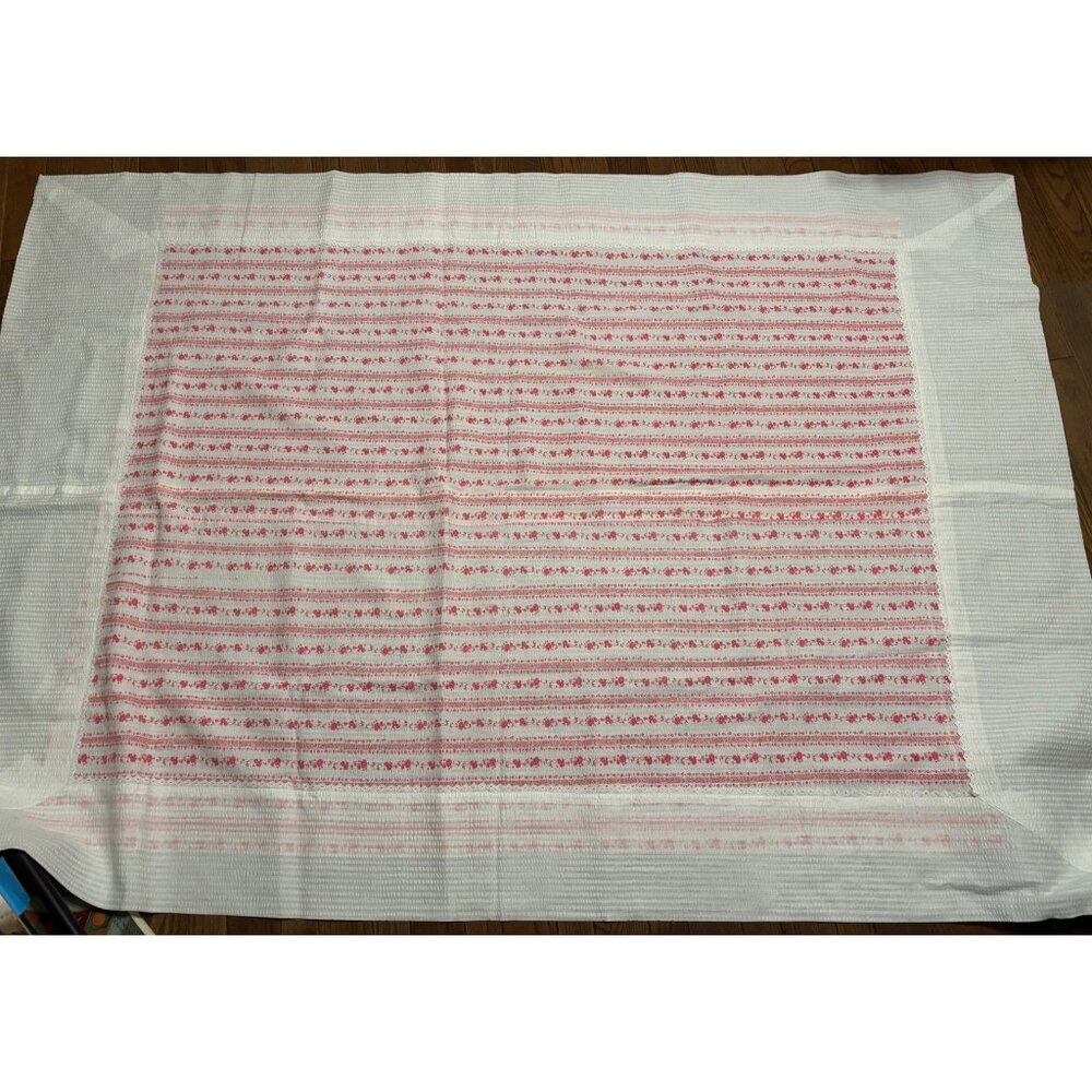 Vintage Handmade Pink & White Floral Waffle Weave Tablecloth w/Lace Edging 56x80